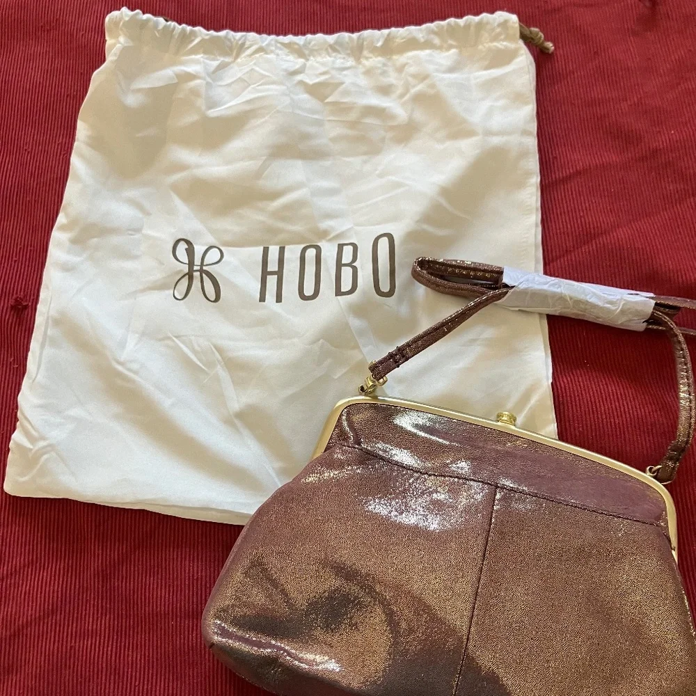 Hobo Lana crossbody bag - Picture 1 of 11